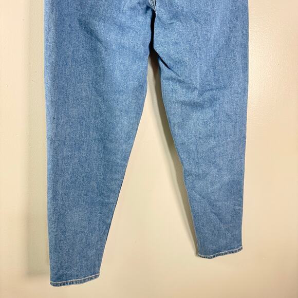 Levi's Women's High Waisted Taper Jeans Ankle Stretch Light Wash High Rise 28x27 - Picture 6 of 10